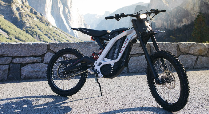 Sepeda Motor Listrik Modern Segway