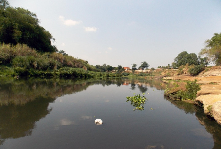 Pencemar Bengawan Solo Masih 'Bebas'