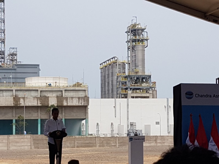 Jokowi Berharap Pembangunan Pabrik Kurangi Defisit Transaksi Berjalan