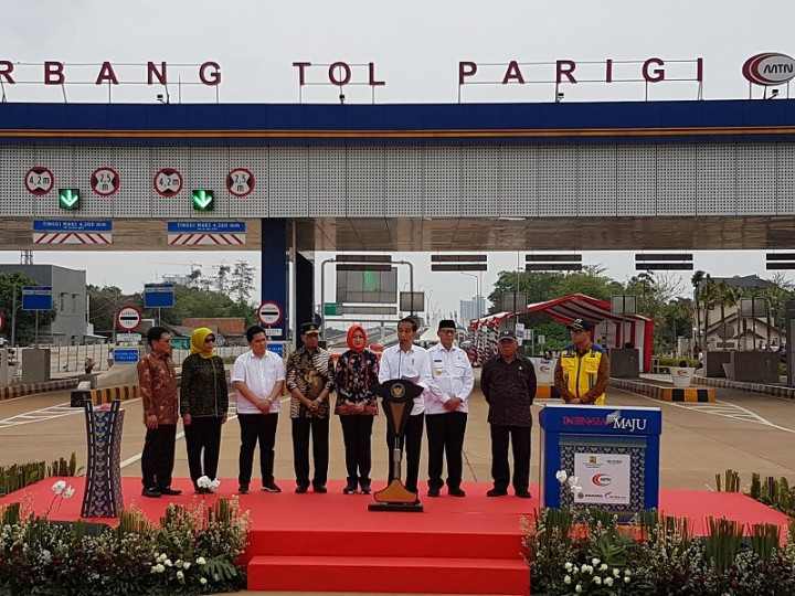 Jokowi Inaugurates Kunciran-Serpong Toll Road