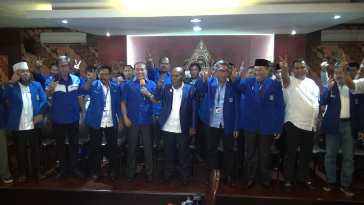 30 DPW PAN Dukung Zulkifli Hasan