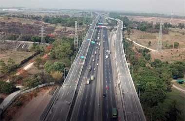Tol Layang Japek II Gratis Selama Libur Natal dan Tahun Baru
