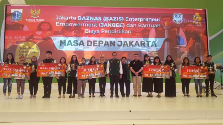 Baznas DKI Salurkan Beasiswa Rp13,5 Miliar