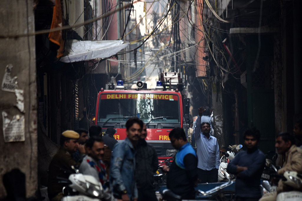 43 Orang Tewas Akibat Kebakaran Pabrik di India