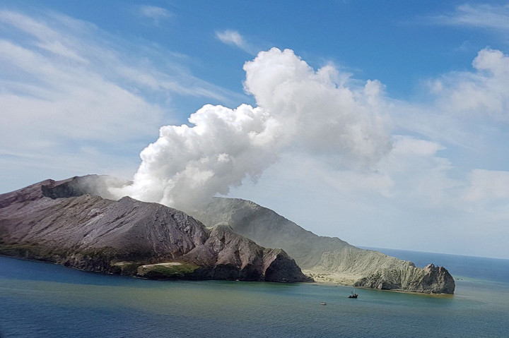 Pascagunung Meletus, Tak Ada Tanda Kehidupan di White Island