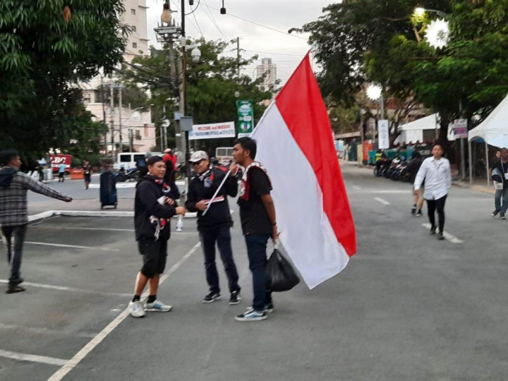 Suporter Indonesia dan Vietnam Mulai Berdatangan ke Stadion