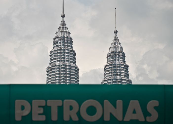 Pernah Berguru ke Indonesia, Kini Petronas Kalahkan Pertamina