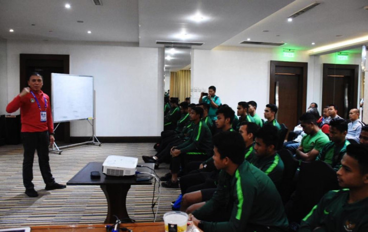 Ketum PSSI Berencana Bawa Pulang Skuat Timnas Gunakan Hercules