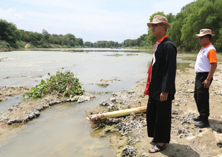 Ganjar Sebut Pencemaran Sungai Bengawan Solo Berkurang