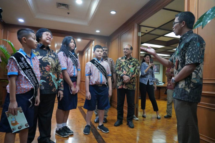 Tiga Siswa Berkesempatan Jadi Menteri LHK Sehari