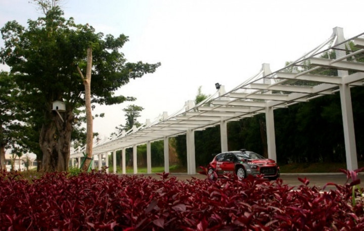 Sean Gelael Bersaing dengan Sang Ayah di Reli Meikarta