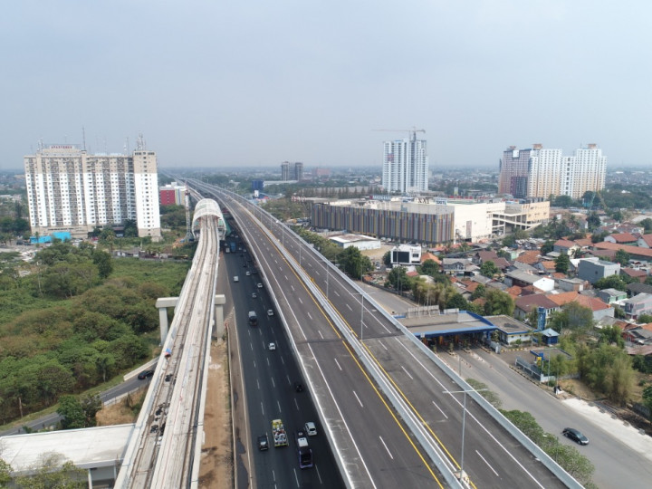 Jalan Tol Layang Japek Mulai Dibuka untuk Umum