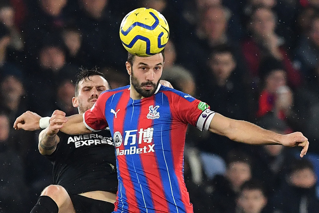 Palace Geser Arsenal di Peringkat Sembilan Klasemen Sementara