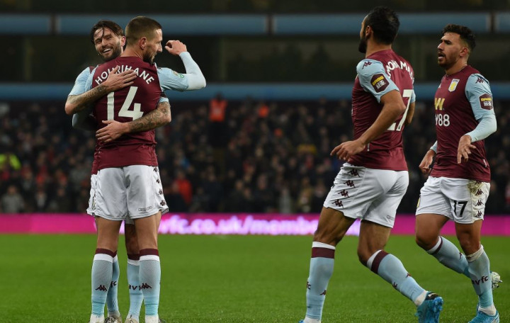 Permak Tim Muda Liverpool, Villa Melangkah ke Semifinal