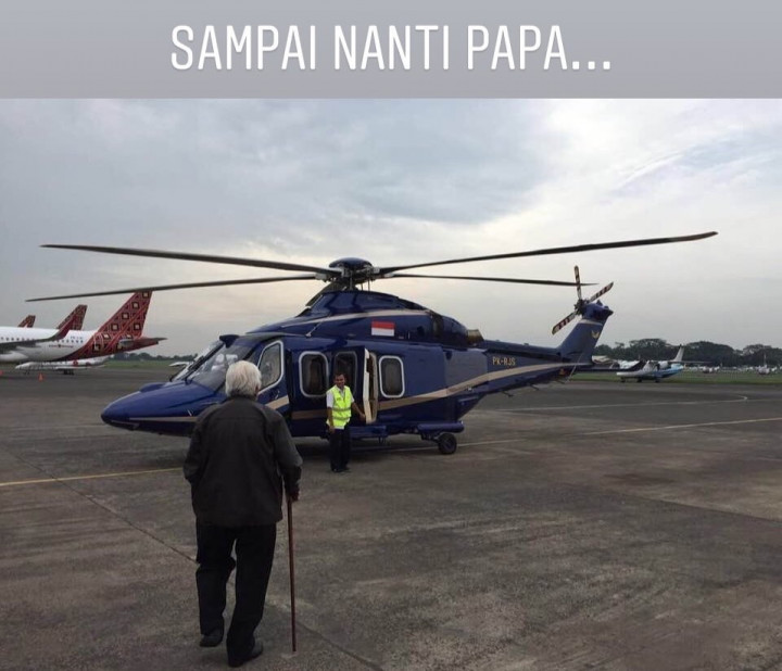 Ayah Ade Paloh Vokalis Band Sore Meninggal