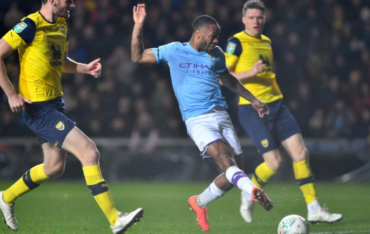 Brace Sterling Antarkan City Lolos ke Semifinal