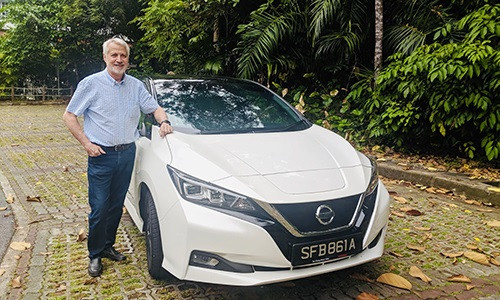 Nissan Leaf 100 persen ditenagai energi listrik. Medcom.id/Ekawan Raharja