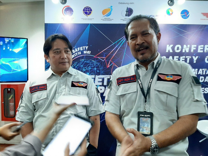 Sinar Laser dan Layang-layang Jadi Ancaman Penerbangan