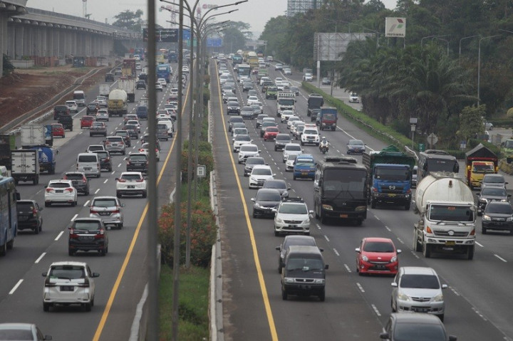 <i>Contraflow</i> di Tol Jagorawi Diberlakukan