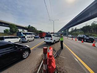 Jasa Marga Terapkan Lagi Contraflow di Tol Japek
