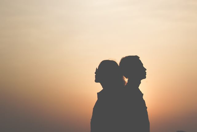 Merasa Tak Dicintai dalam Hubungan? Ini Langkah Mengatasinya