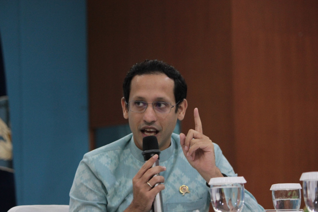 Nadiem Luruskan Perbedaan Kebijakan Un Dan Usbn