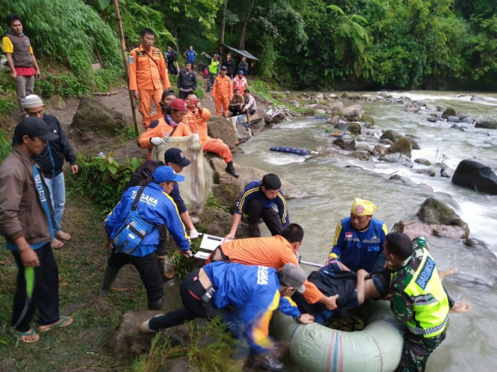 Rem Blong Diduga Sebabkan Bus Sriwijaya Masuk Jurang
