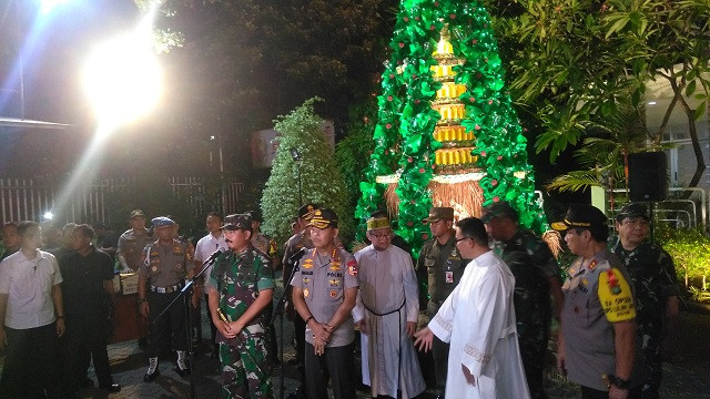 Umat Kristiani Senang Bisa Merayakan Natal dengan Aman