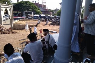 Penyintas Tsunami Aceh Berzikir Bersama