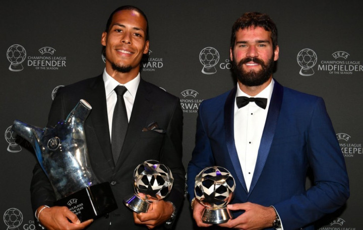 Kaleidoskop 2019 (Agustus): Van Dijk Borong Penghargaan, MU Pecahkan Rekor untuk Maguire