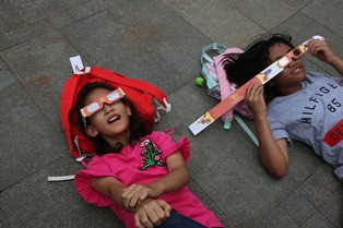 Gerhana Matahari di Batam Berlangsung Selama 3 Jam