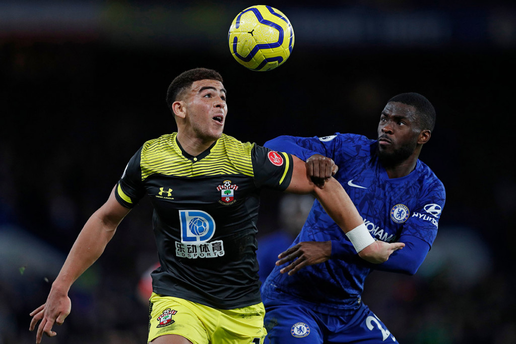 Chelsea Takluk 0-2 di Kandang Sendiri