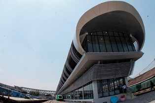 Kereta Api Bandara Adi Soemarmo Mulai Beroperasi