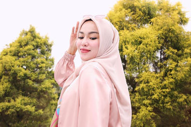 Medina Zein Positif Narkoba