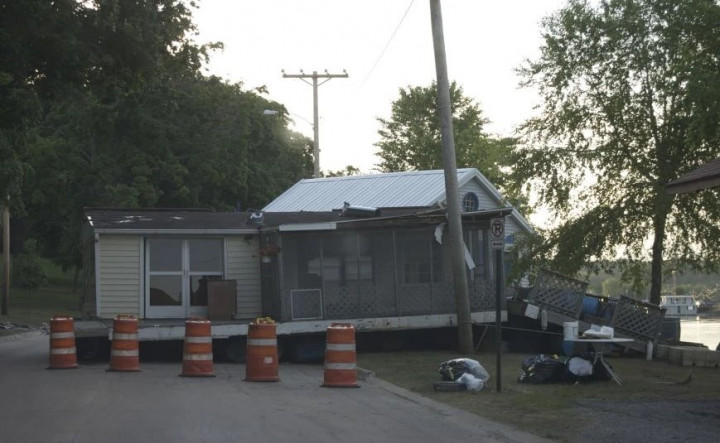 Genangan Air Bisa Runtuhkan Bangunan