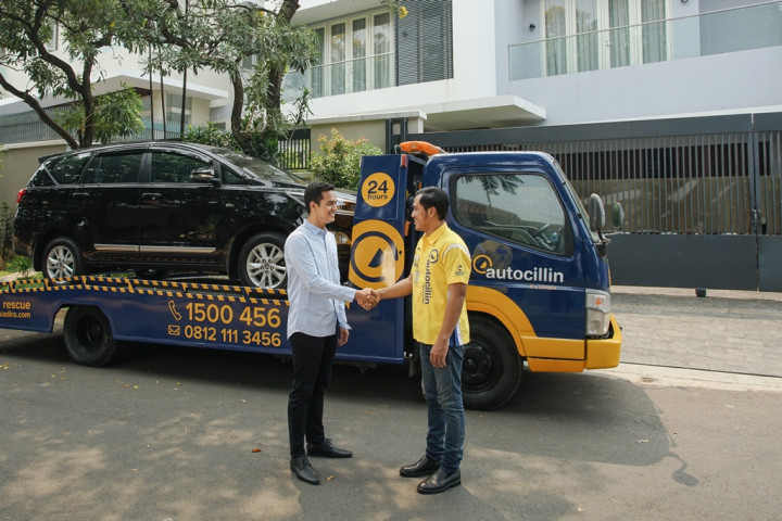Cermati Isi Polis Asuransi Sebelum Klaim Kendaraan Kena Banjir