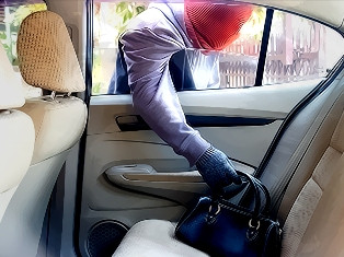 Sopir Taksi Daring Nyaris Tewas di Tangan Penumpang