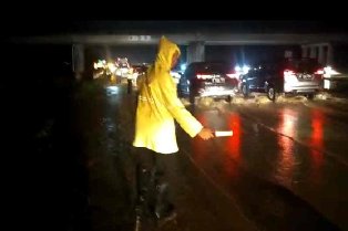 Banjir di Tol Cipali karena Galian C