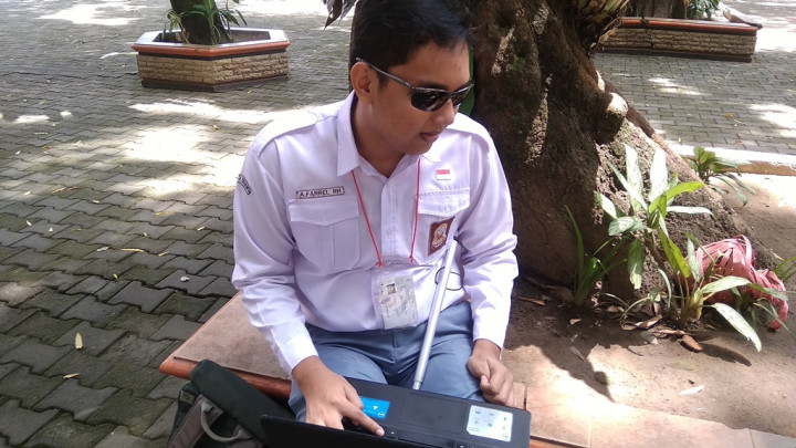 Angka Partisipasi Tunanetra Belajar di Sekolah Hanya 20%