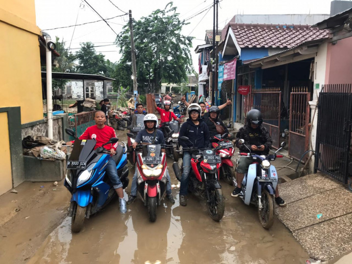 Forwot Salurkan Bantuan untuk Korban Banjir