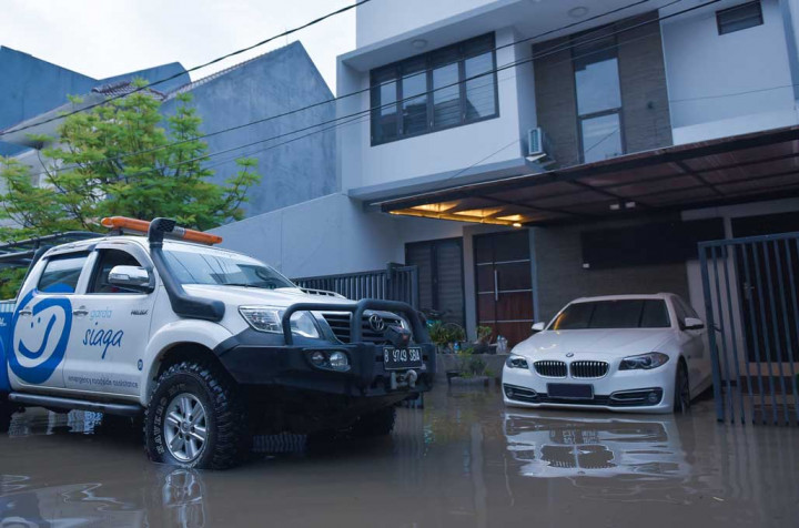 Jangan Tunggu Sampai Banjir, Segera Perluas Jaminan Mobil Anda