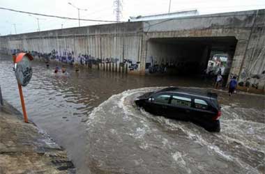 Begini Trik Mengeringkan Kampas Rem Usai Libas Banjir