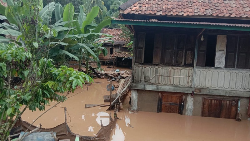 14 Desa di Lahat Masih Terendam Banjir - Medcom.id