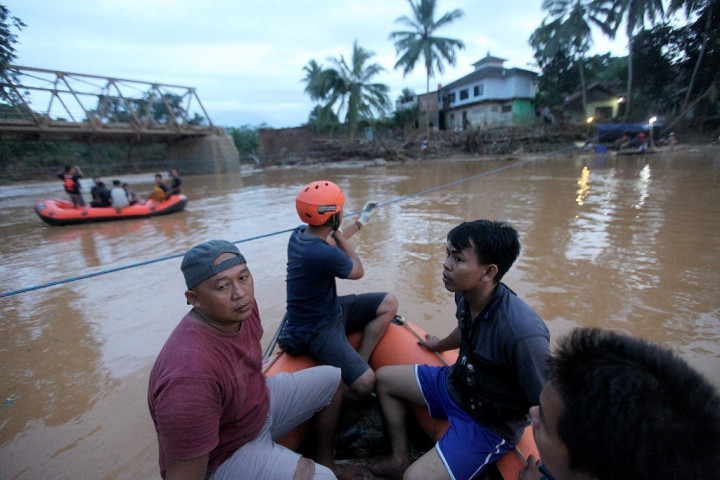 Polisi Dalami Penyebab Banjir di Lebak
