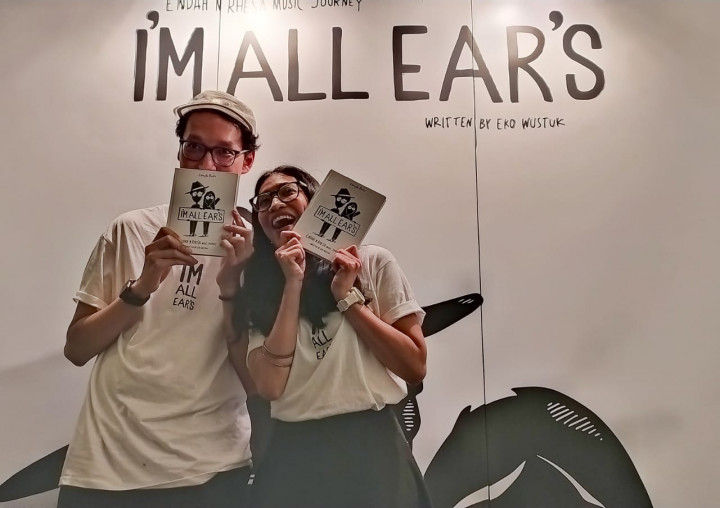 I'm All Ear's: Buku Perjalanan Endah N Rhesa 15 Tahun Bermusik