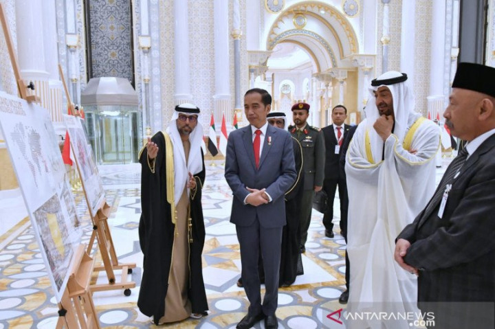 Presiden Jokowi Disambut Upacara Kenegaraan di Abu Dhabi