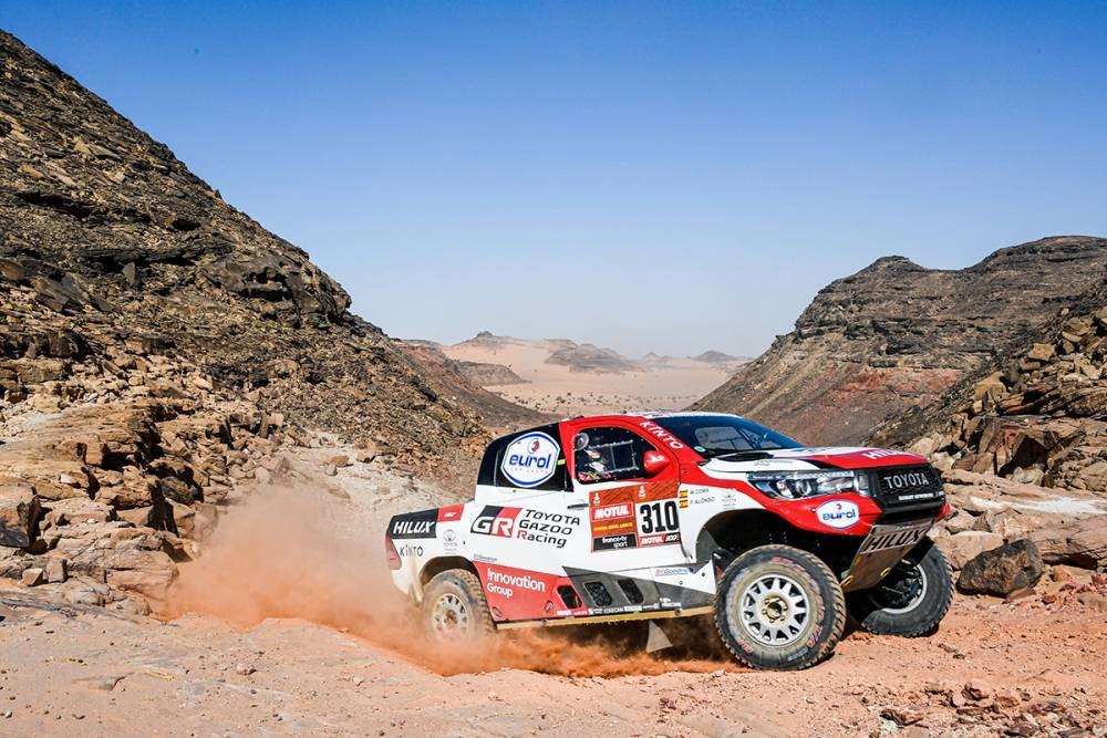 Catatan di klasemen sementara Fernando Alonso di Dakar Rally 2020 juga tidak terlalu buruk di posisi ke-13 dari 50 peserta yang tersisa. DPPI Media