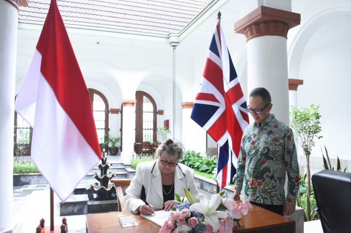 Indonesia, UK Committed to Strengthening Cooperation