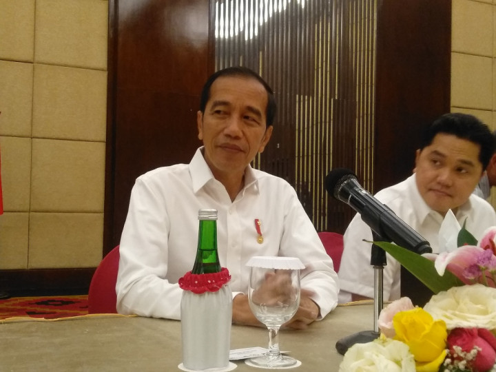 Jokowi Perintahkan Naskah Akademik Omnibus Law Dikebut