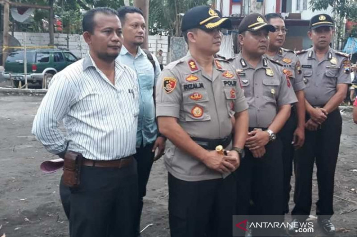 Polisi Olah TKP Keraton Agung Sejagat